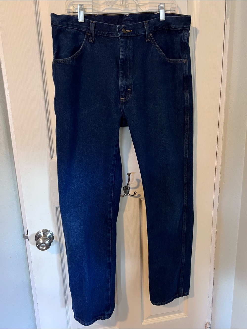 Rustler Dark Blue Jeans - Classic Fit 36 x 32
